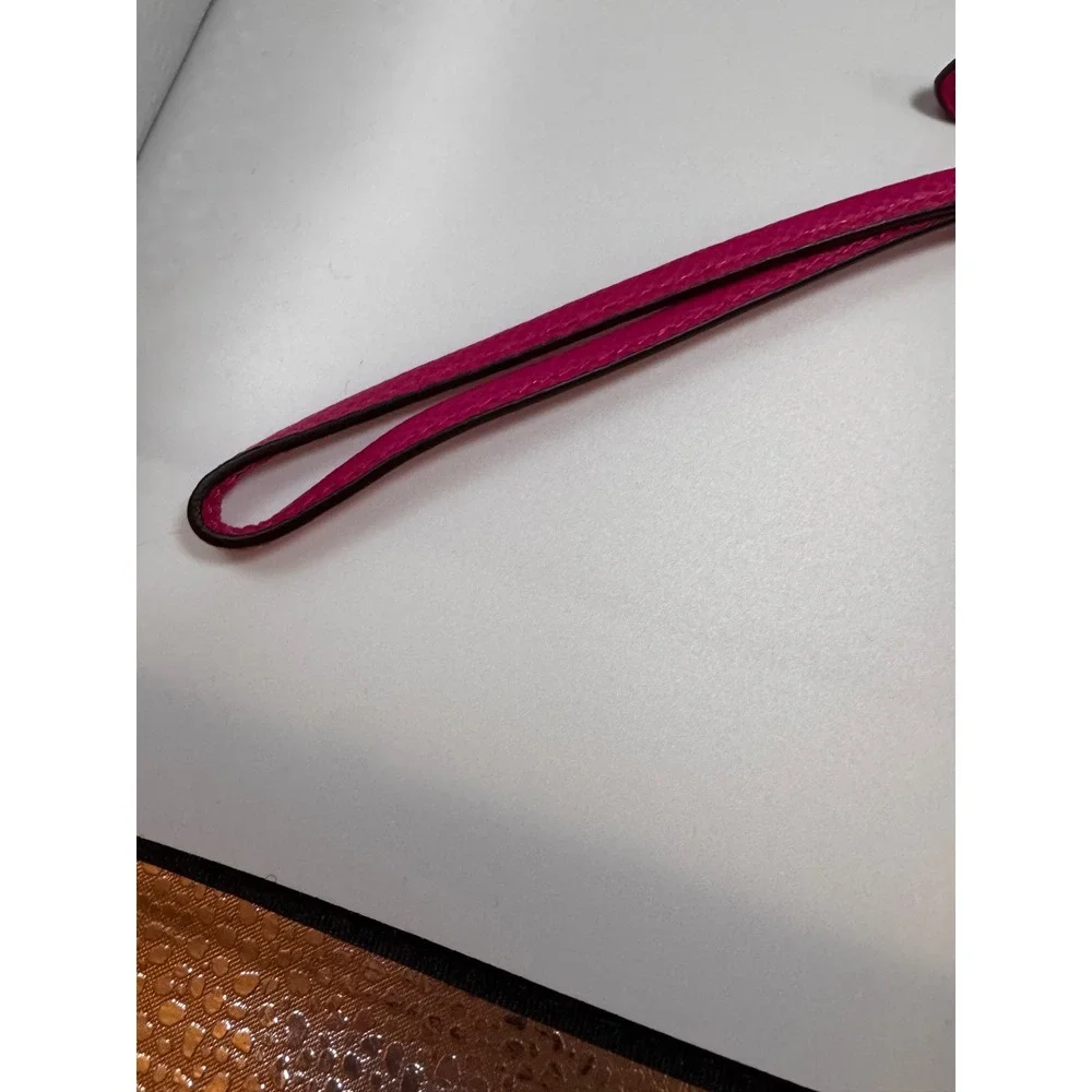 Coach Corner Zip Wristlet Pink Crossgrain Leather Gold Tone Hardware NEW